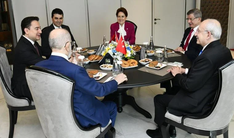 Gazeteci Kübra Par: "Dağılan masanın sorumlusu Akşener değil fakat faturayı birlikte ödeyecekler"