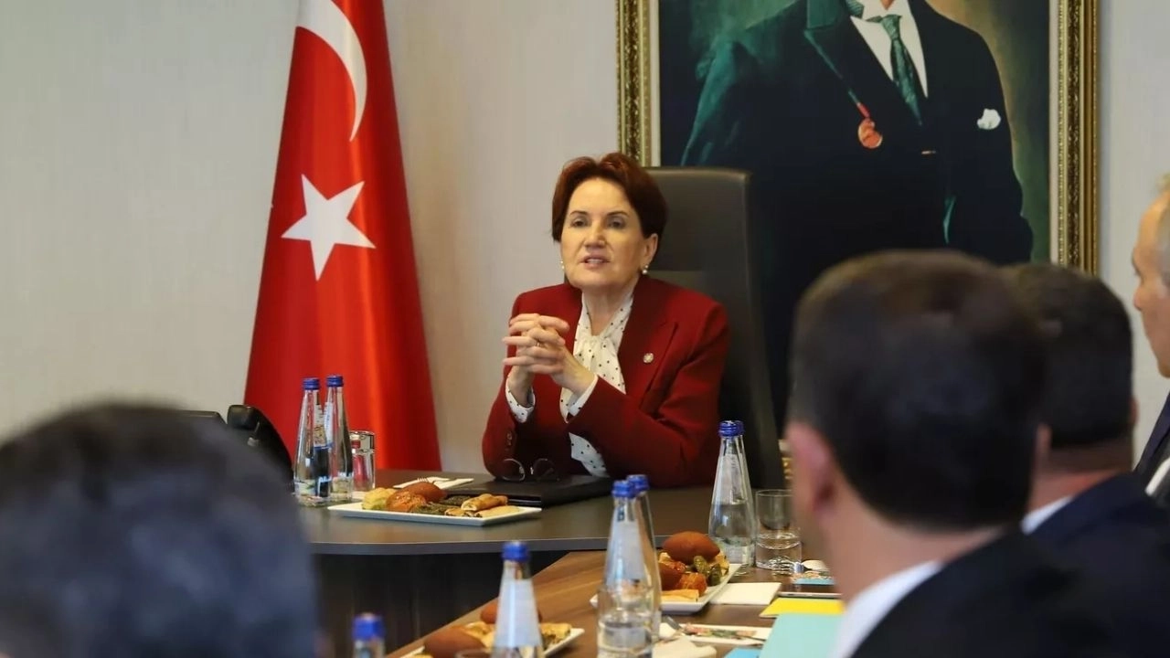 Kulis: İYİ Parti'de masadan kalkılması oylandı, bir kişi karşı çıkarak Kılıçdaroğlu'na 'evet'i savundu