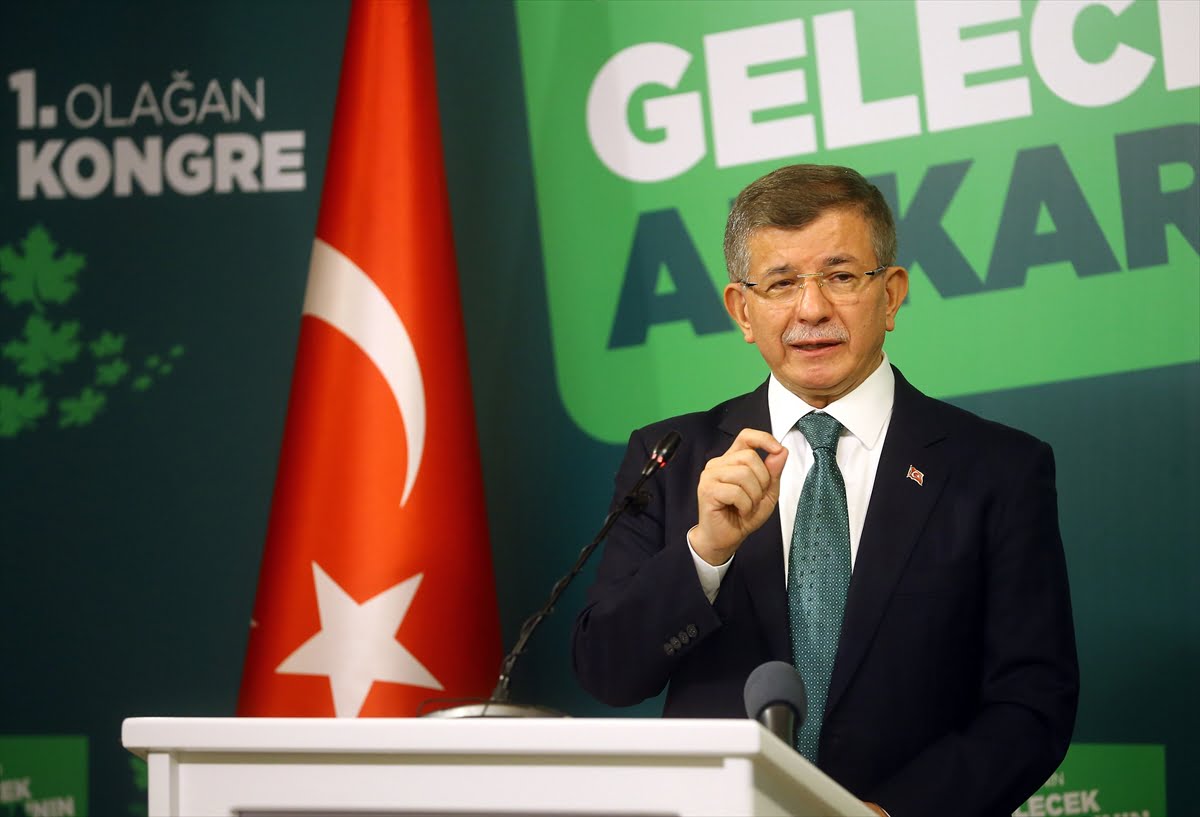 Ahmet Davutoğlu: "Bu zaferin kaybedeni olmayacak"