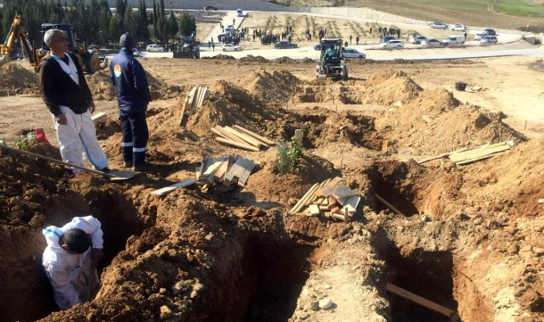Depremde kimliği belirsiz cenazelerle ilgili açıklama