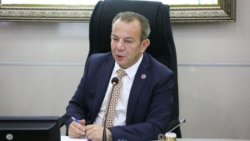 Tanju Özcan, AKP ve MHP'li meclis üyeleriyle dakikalarca dalga geçti