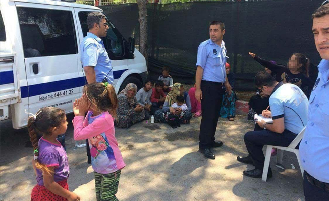 İzmir'de Suriyeli görünümlü dilenciler
