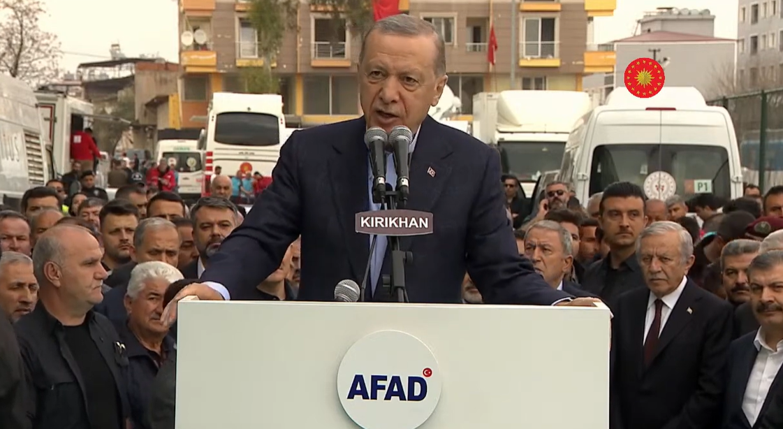Erdoğan, deprem bölgesi Hatay'da muhalefeti hedef aldı: "İnsan iradesinin aşan hususların olmaması mümkün değildir"