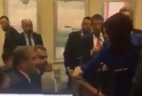 Muhsin Yazıcıoğlu'nun eşi ve ağabeyi Mustafa Destici'yi mahkemeden kovdu! O görüntü yeniden gündem oldu