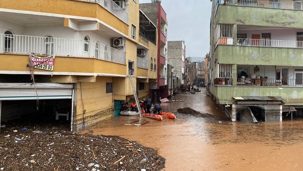 Sel felaketinin ardından bilanço arttı! Can kayıplarımız var...
