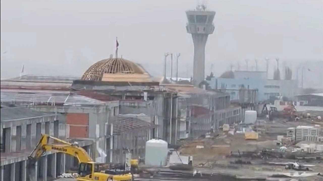 İYİ Partili Ali Kıdık'tan flaş iddia: Atatürk Havalimanı pisti üzerine cami yapılıyor