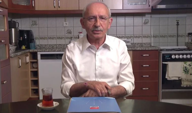 Kılıçdaroğlu'nun bileğindeki bileklik dikkat çekti