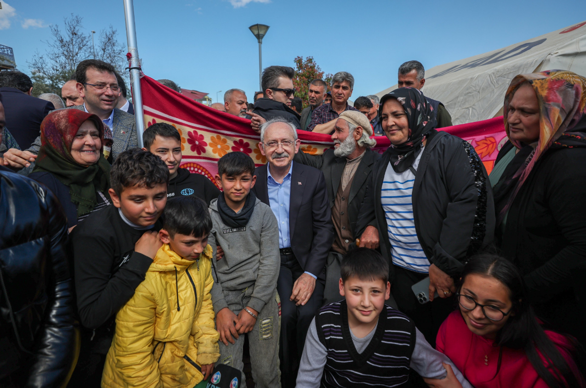 Kılıçdaroğlu ve İmamoğlu, depremin vurduğu Gaziantep Nurdağı'nda!