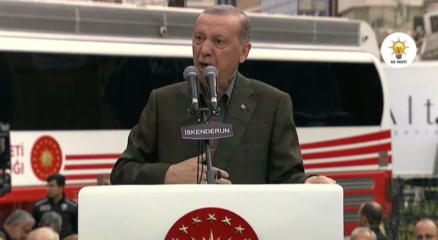Erdoğan deprem bölgesi Hatay'da konuştu: "Burası CHP'li demedik, 'bunlar da vatandaşımız' dedik"