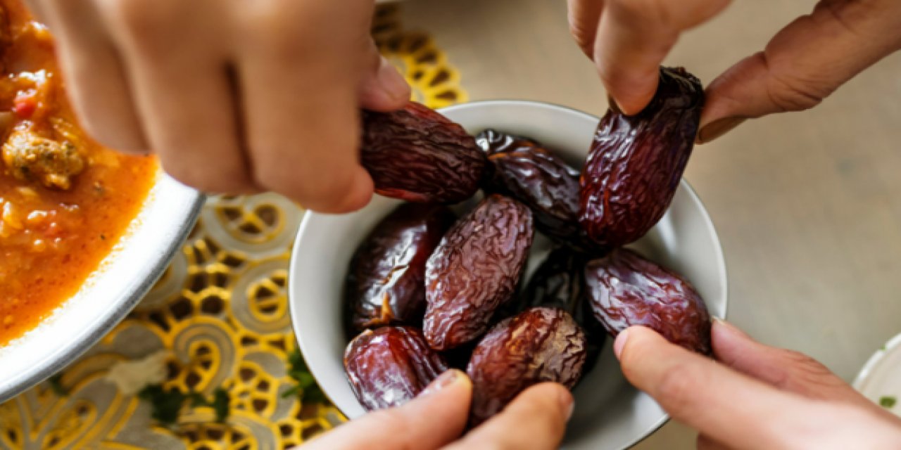 Ramazan ayının vazgeçilmezi hurmanın faydaları nelerdir?