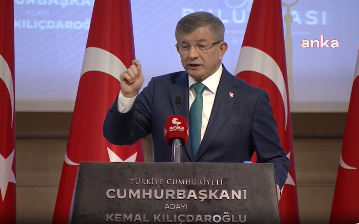 Ahmet Davutoğlu, Erdoğan'a Trump'ın mektubunu hatırlattı: "Cumhurbaşkanı'na bir daha başka ülkelerin başkanları ‘Aptal olma’ diyemeyecek"