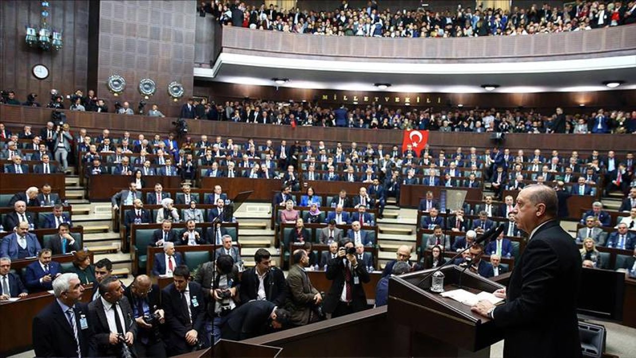 "Erdoğan seçimi kaybedeceğini, Saray ise seçimi kaybettiklerini görüyor"
