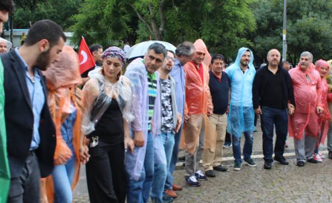 'Adalet Nöbeti'nde gençler: Çalınmış adaleti alacağız