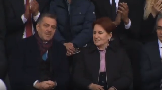 Akşener, kendisini alkışlayan AKP'li Belediye Başkanını uyardı: "Sen alkışlamasaydın..."