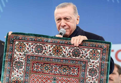 MYP lideri Remzi Çayır, Erdoğan'ı dini istismar etmekle suçladı