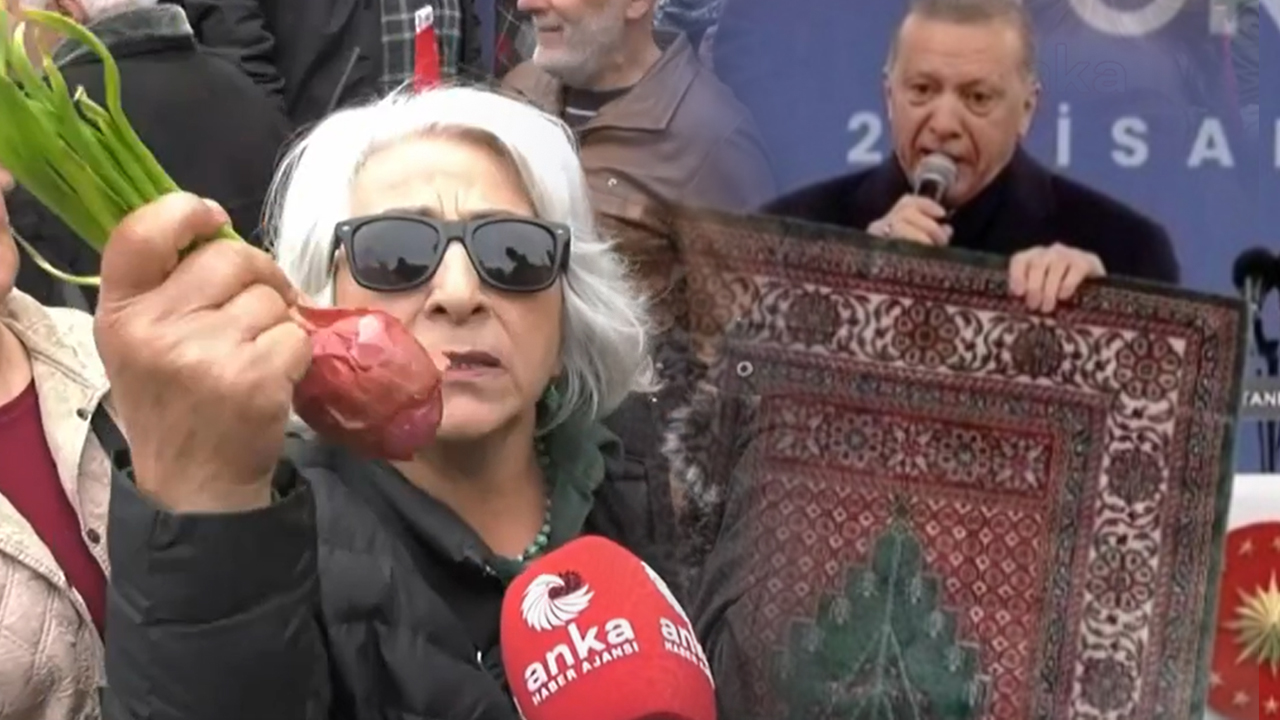 70 yaşındaki yurttaş elindeki soğanla tepki gösterdi: "Kuru soğana muhtaç ettiler, seccadeyle dolaşmasın, diplomasıyla dolaşsın"