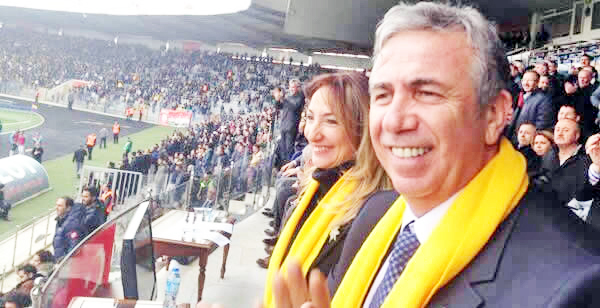 Mansur Yavaş'tan 'Kupa Beyi' paylaşımı! Ankaragücü 23 yıl sonra yarı finalde