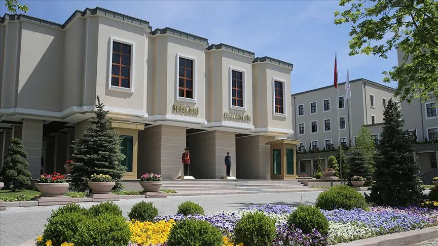 İçişleri Bakanlığı en az 16.319 TL maaşla personel alıyor! İşte başvuru şartları