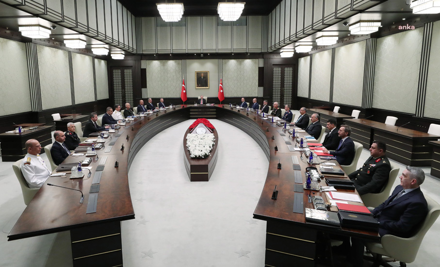 Erdoğan, 3 bakanı liste dışı bıraktı