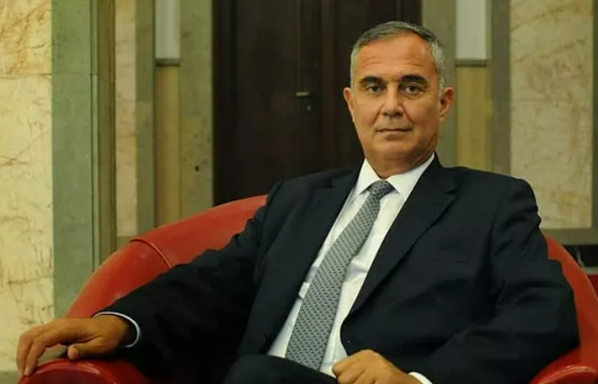 Sururi Çorabatır kimdir? CHP Antalya 1. sıra milletvekili adayı kimdir?