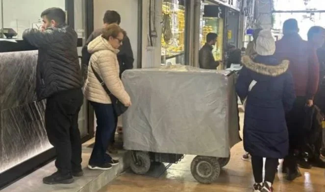 Demir sandıkların görüntüsü ortaya çıktı! Merkez Bankası Kapalıçarşı'dan dolar topluyor iddiası