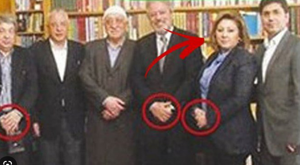 AKP milletvekili adayı Şebnem Bursalı'nın FETÖ fotoğrafı ortaya çıktı!