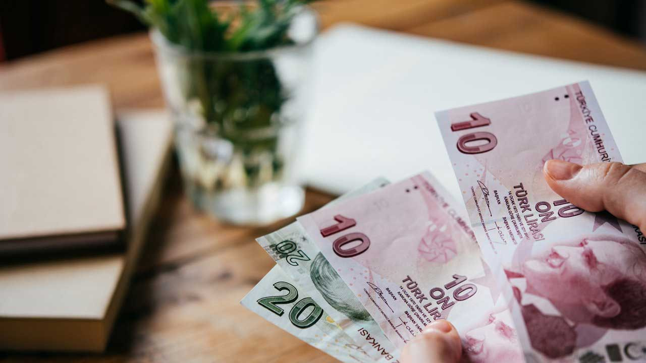 Bankalar kredi musluklarını kapattı! İhtiyaç kredisinden sınır konuldu