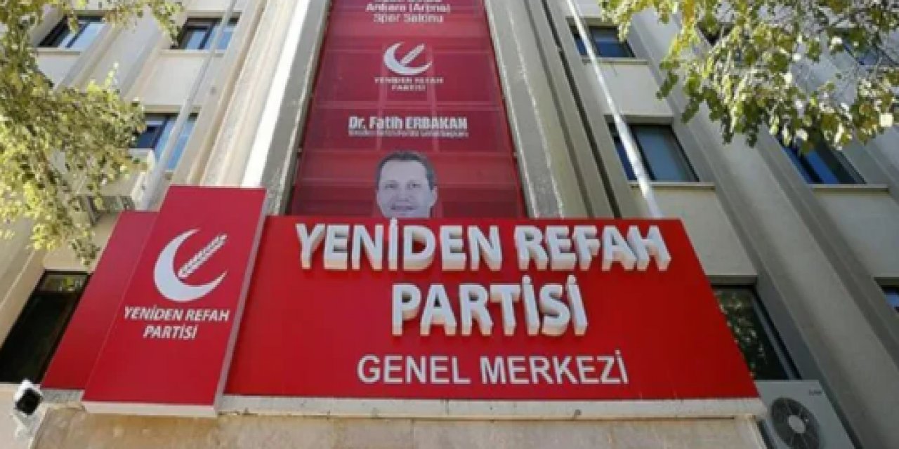 Yeniden Refah'ta 'Cumhur' istifaları devam ediyor: "Böylesi bir vebali taşıyabilecek yanlışların içinde olmamak adına..."