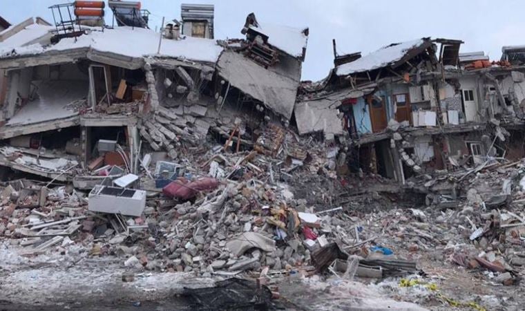 Depremzedeler için toplanan bağışlar o vakfa gönderildi