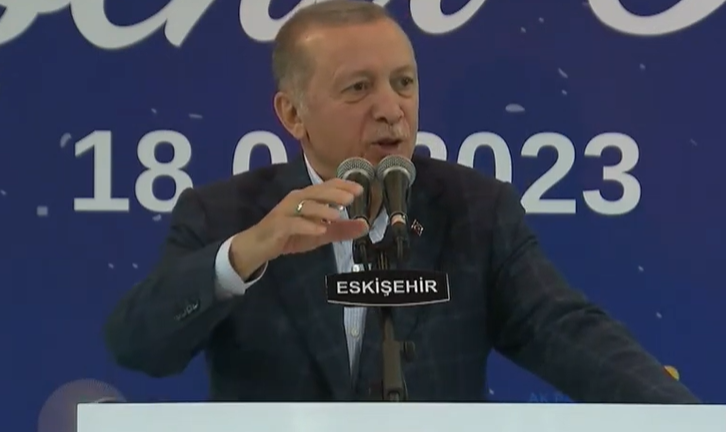 Erdoğan şimdi de televizyon konuklarını hedef aldı: "Ne kadar imansız, kitapsız komünist varsa..."