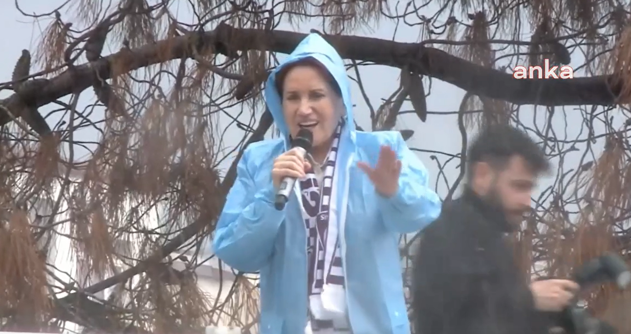 Meral Akşener'den Sinop'ta 'dolu' dizgin miting! Sağanak yağışa aldırış etmedi