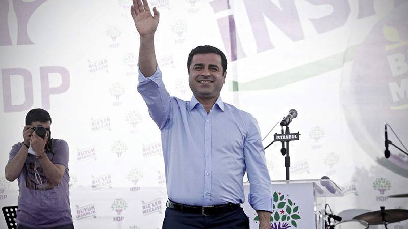 Selahattin Demirtaş'tan Kılıçdaroğlu mesajı: "Gönülden, isteyerek bir destek olması bizim arzumuzdur"