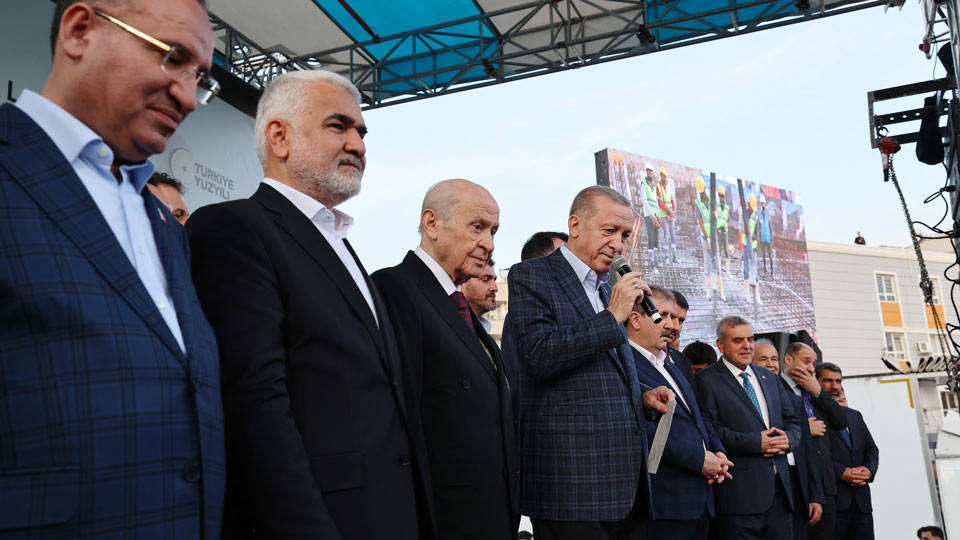 MHP'nin bayramlaşma programında HÜDA PAR yer almadı
