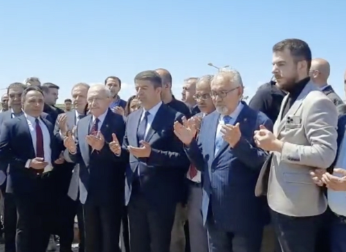 "'Fatiha provokasyonu' sonrası Kılıçdaroğlu'nun gözleri doldu"