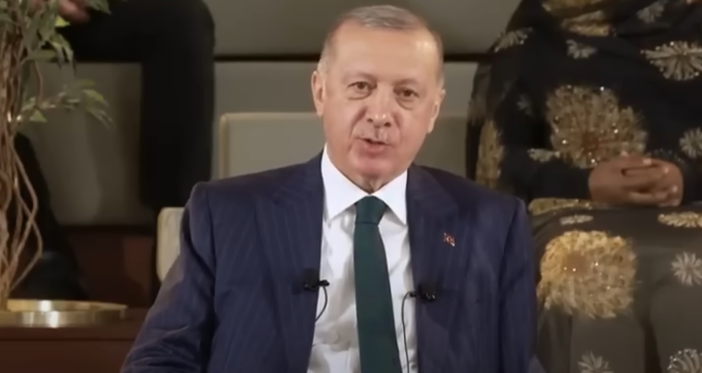 Erdoğan'ın yarın katılacağı televizyon programları da iptal edildi