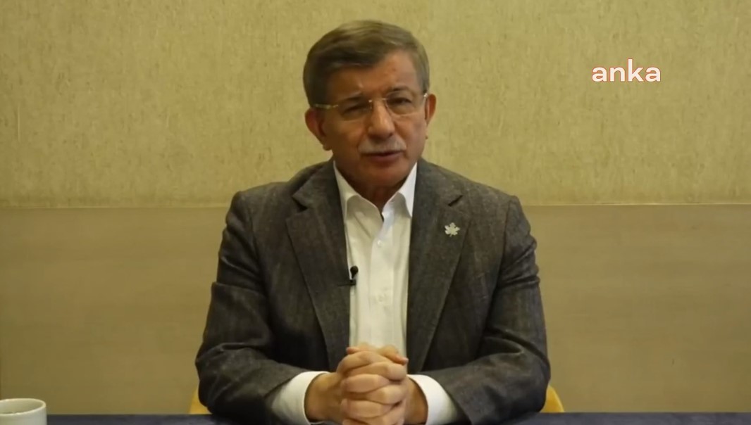 Ahmet Davutoğlu, Erdoğan'a tarihi bir uyarı ve çağrıda bulundu: "Hiçbir güç 14 Mayıs akşamı Türkiye’de demokrasiye sekte vuracak bir çalışma içine giremeyecek"