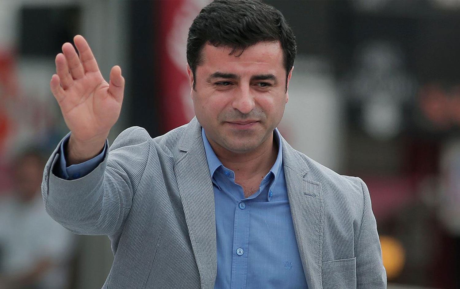 Selahattin Demirtaş saat vermişti! Merakla beklenen açıklamayı yaptı: "Erdoğan bize karşı neden bu kadar düşmanca davranıyor?"