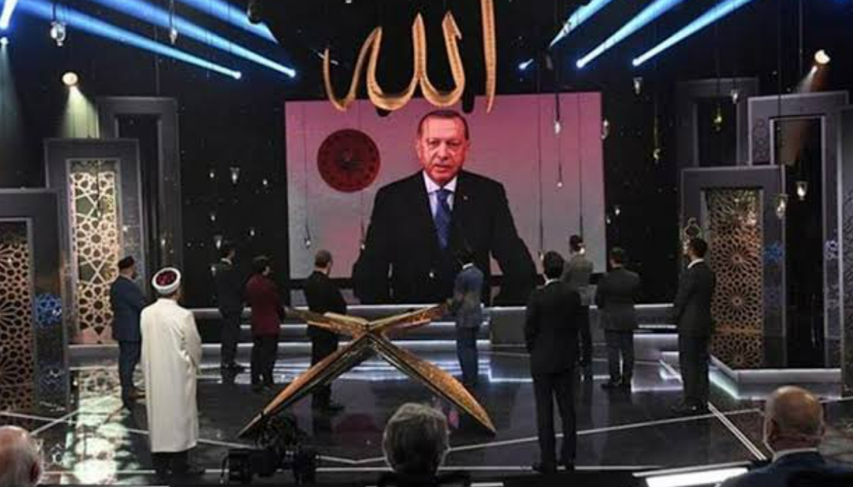 Erdoğan çıtayı yükseltti: "Bay bay Kemal emri Kandil'den alıyor, biz emri Allah'tan alıyoruz"