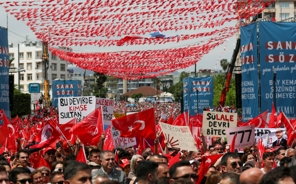 Vatandaşlar, Kılıçdaroğlu'nun Mersin mitinginde konuştu: "Tayyip Erdoğan’dan korkmuyoruz"