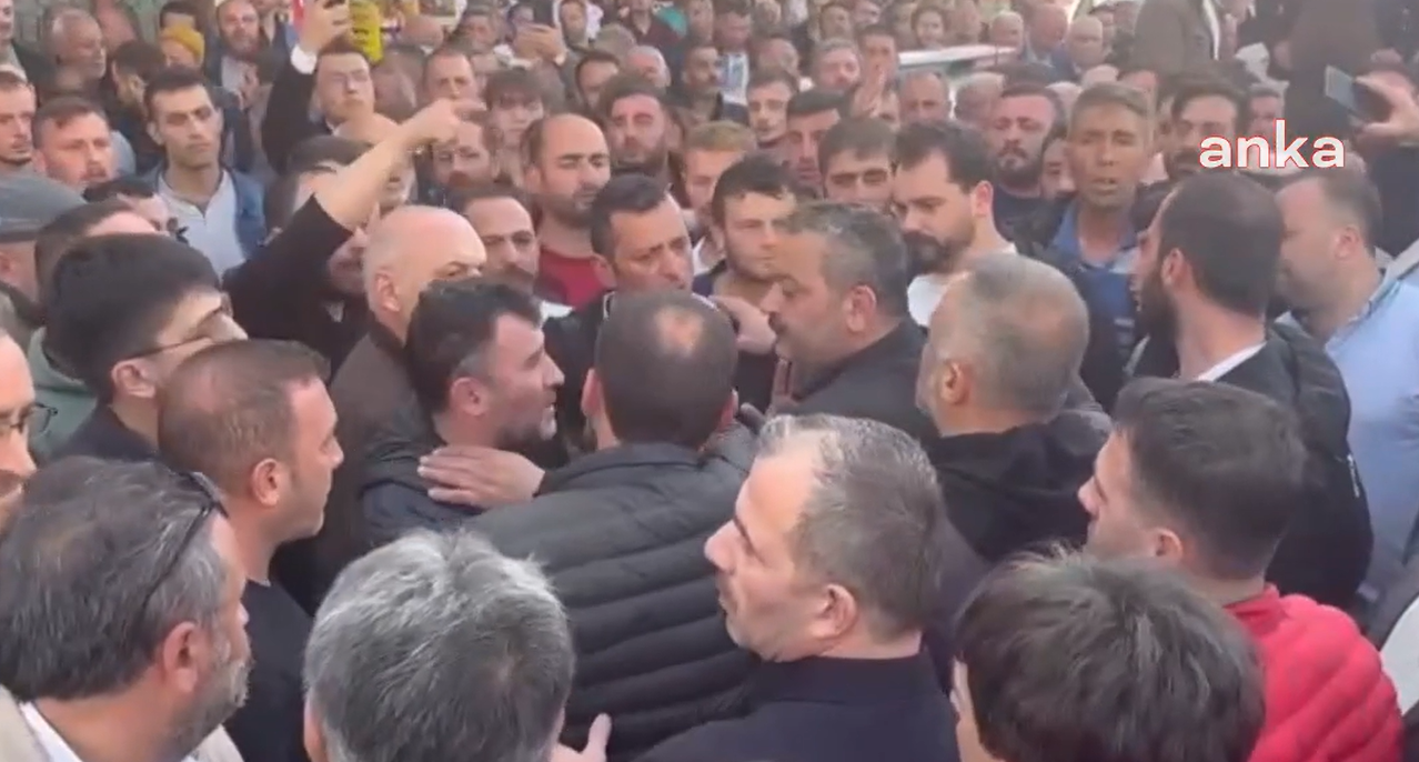 Trabzon'daki cenazede AKP'li Başkana büyük tepki: "Seni burada istemiyoruz"