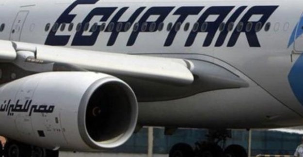 Uçakta bomba ihbarı acil iniş yaptırdı