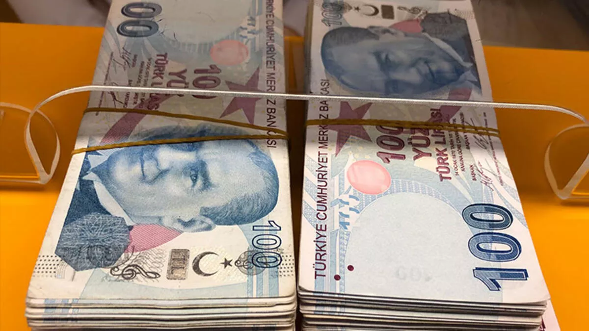 Kamu işçilerinin gözü zam oranında! Hükümetin son teklifini bugün açıklaması bekleniyor
