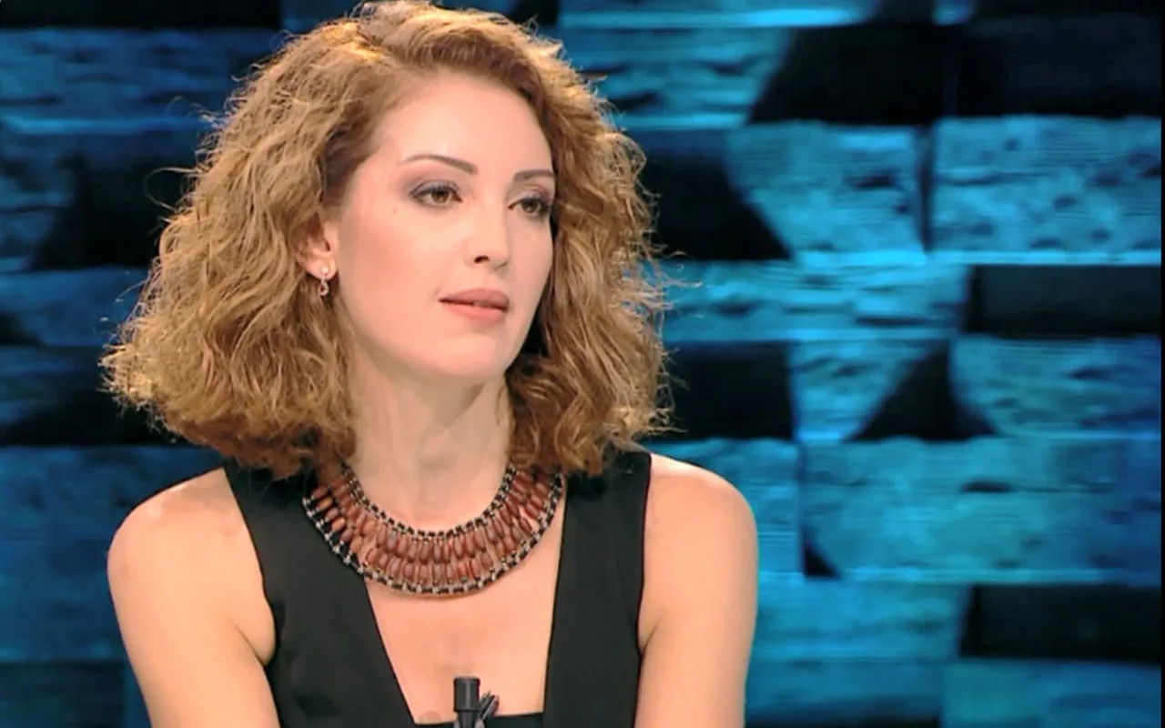 Nagehan Alçı'dan seçim yorumu: Açık hava tımarhanesine dönmüş Türkiye ortamında...