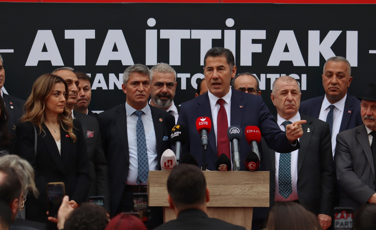 Sinan Oğan tehdit mesajını canlı yayında duyurdu: "Az zamanın kaldı..."