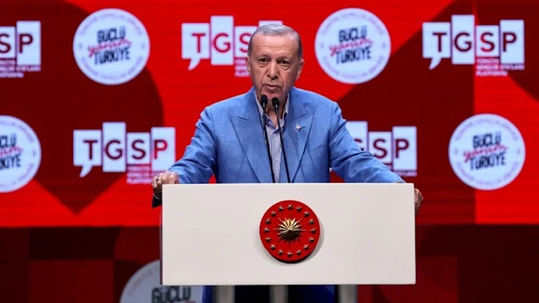 Erdoğan, sanatçıları hedef aldı: Sözde sanatçı diye geçinen müsveddeler...