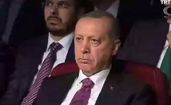 Ekranda Erdoğan varken TRT'nin geçtiği altyazı...