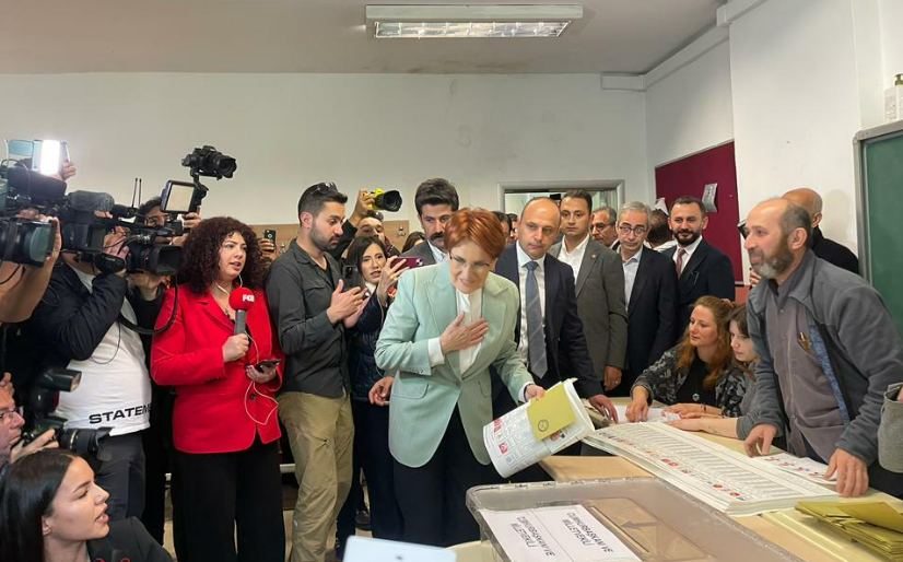 Meral Akşener İstanbul'da oyunu kullanıp Ankara'da doğru yola çıktı