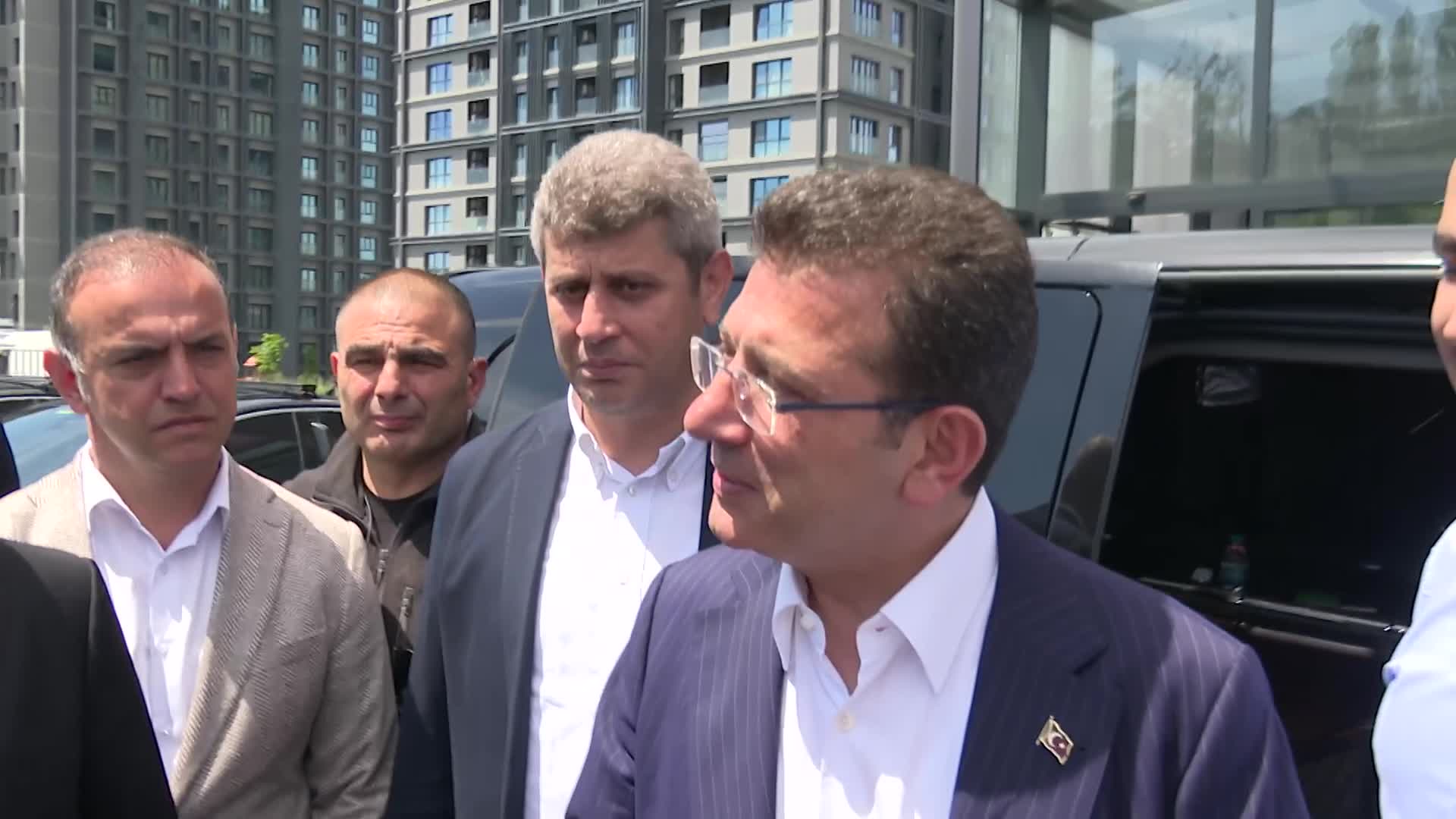 İmamoğlun'dan İstanbul İl Başkanlığı'na ziyaret: Herkes hassas olmak zorunda bugün