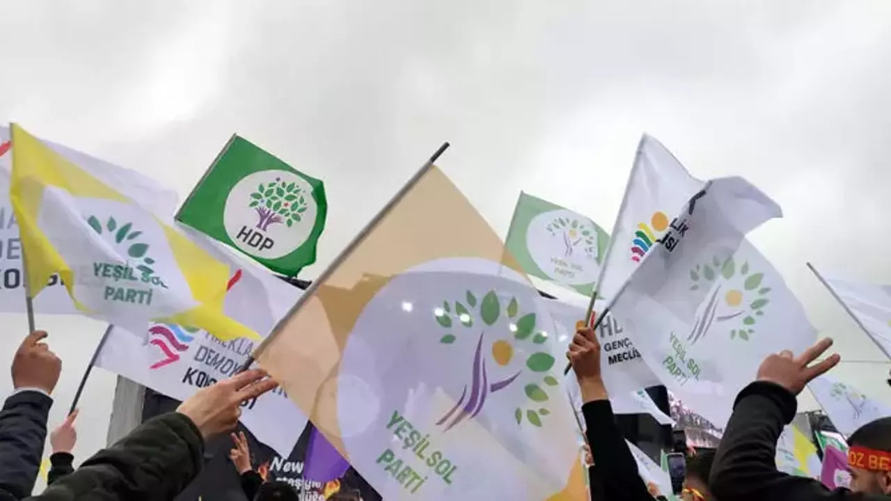 Yeşil Sol Parti'den ikinci tur açıklaması: "Tek adam rejimine son vermek için mücadelemize devam edeceğiz"