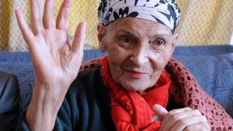 Prof. Dr. Türkan Saylan mezarı başında anıldı